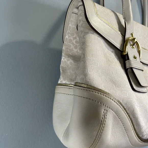 Coach soho satchel - Picture 3 of 10